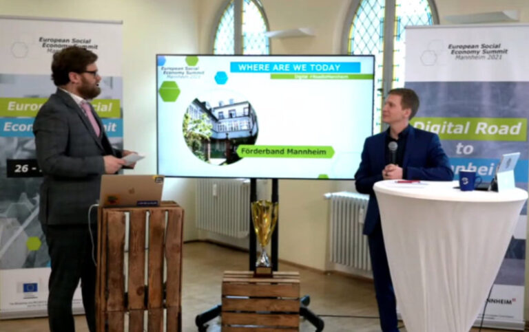 euses-road-kapelle Das Moderatorenteam der Roadmap in der Kapelle des Förderbandes